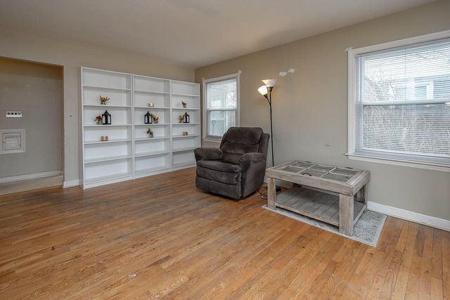 4462 S Lake DRIVE, Cudahy, WI 53110