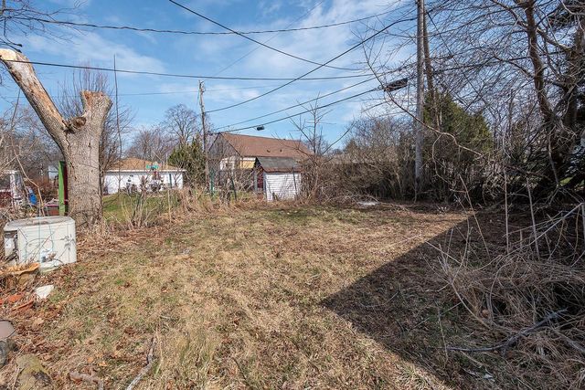 4462 S Lake DRIVE, Cudahy, WI 53110