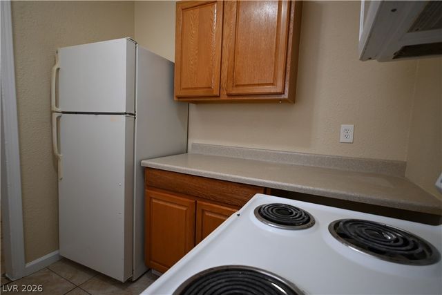 320 North 16th Street 2, Las Vegas, NV 89101