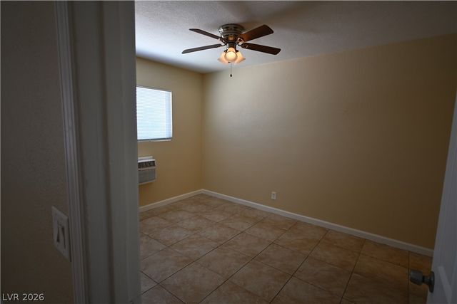 320 North 16th Street 2, Las Vegas, NV 89101