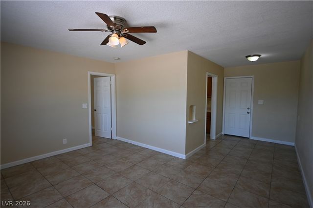 320 North 16th Street 2, Las Vegas, NV 89101