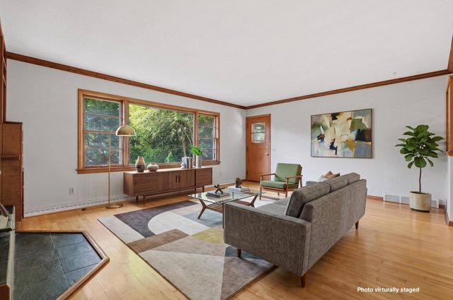 402 E Dean Avenue, Madison, WI 53716