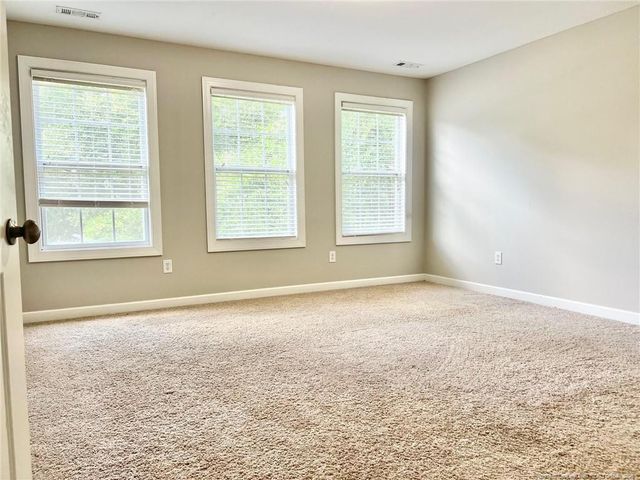 586 Ruth Circle, Fuquay Varina, NC 27526