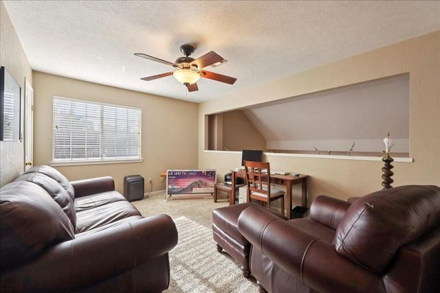 38 Sandelwood Trail, Beaumont, TX 77706
