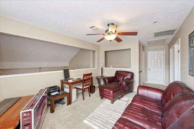 38 Sandelwood Trail, Beaumont, TX 77706