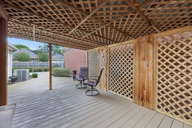 38 Sandelwood Trail, Beaumont, TX 77706