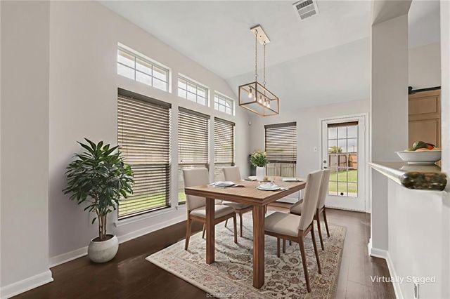 2031 Positano Loop, Bryan, TX 77808