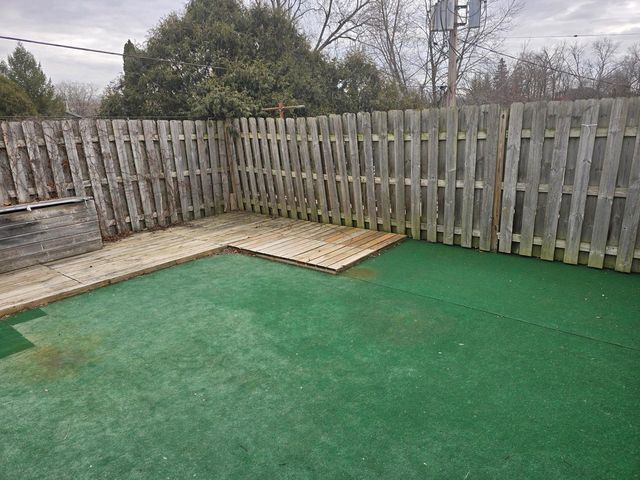 327 E Hunt AVENUE, Twin Lakes, WI 53181