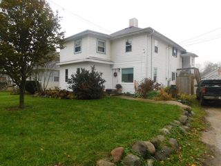 327 E Hunt AVENUE, Twin Lakes, WI 53181