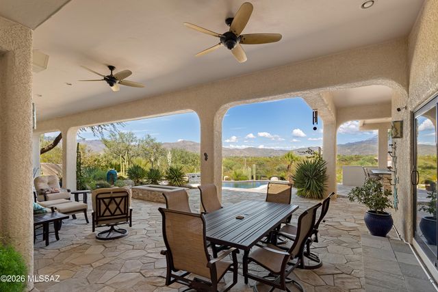 11731 E Lusitano Place, Tucson, AZ 85748