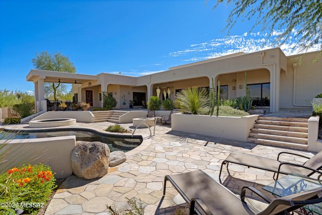 11731 E Lusitano Place, Tucson, AZ 85748