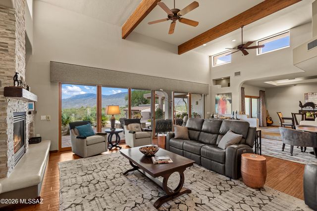 11731 E Lusitano Place, Tucson, AZ 85748