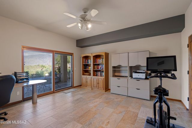 11731 E Lusitano Place, Tucson, AZ 85748