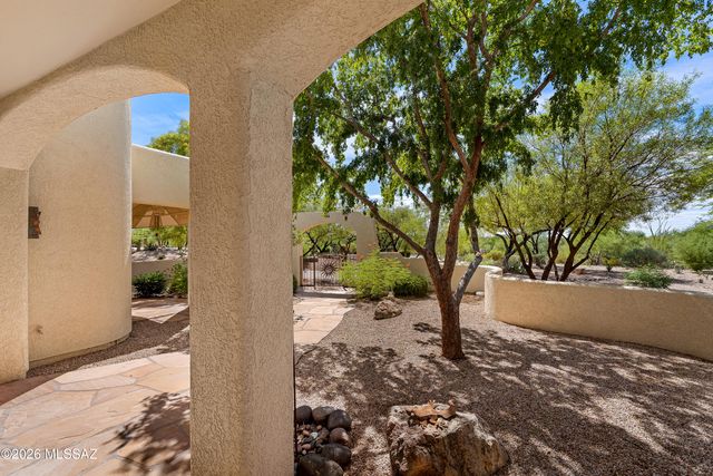 11731 E Lusitano Place, Tucson, AZ 85748