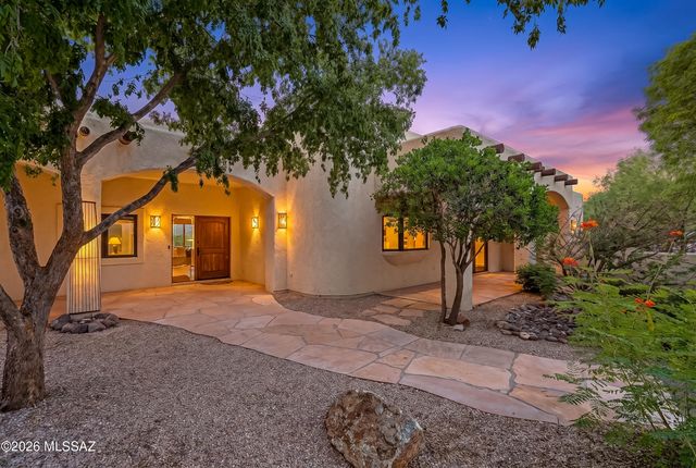 11731 E Lusitano Place, Tucson, AZ 85748