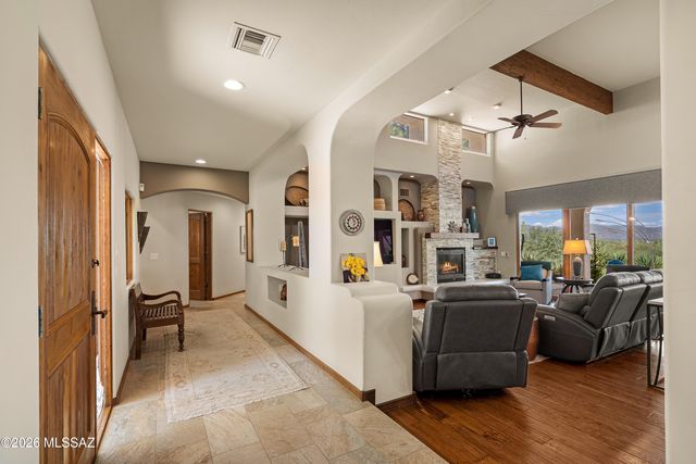 11731 E Lusitano Place, Tucson, AZ 85748
