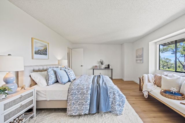 70 Forest Ridge Road 22, Monterey, CA 93940