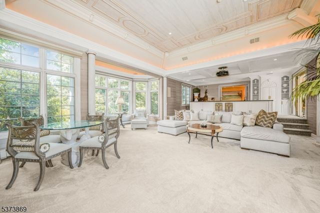 22 Fawn Drive, Montville Twp., NJ 07045