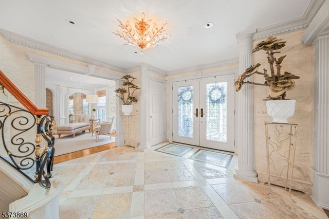 22 Fawn Drive, Montville Twp., NJ 07045