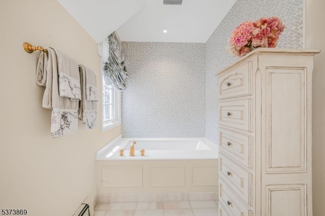 22 Fawn Drive, Montville Twp., NJ 07045