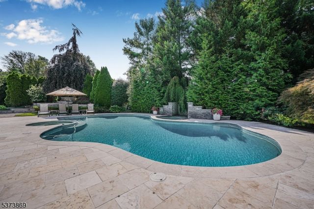 22 Fawn Drive, Montville Twp., NJ 07045