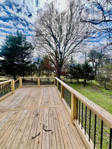 303 Pearl Avenue, Chickamauga, GA 30707