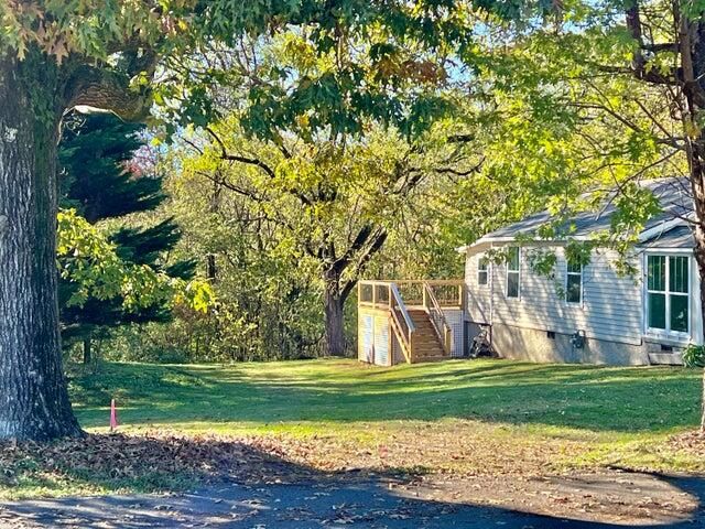 303 Pearl Avenue, Chickamauga, GA 30707