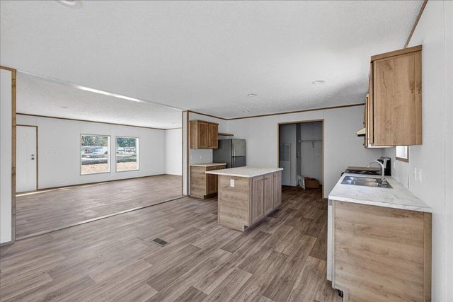 107 Kal Road, Harleyville, SC 29448