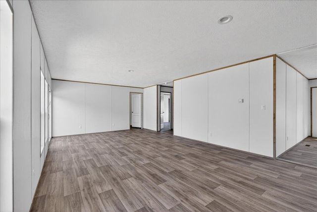 107 Kal Road, Harleyville, SC 29448