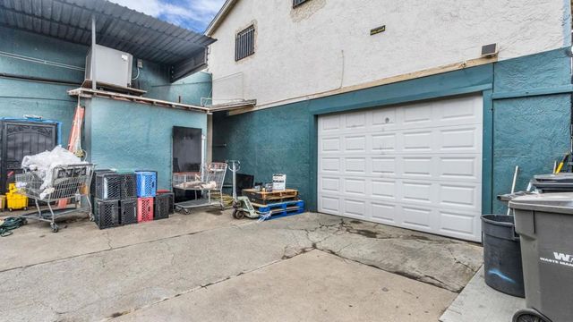 909 53rd Avenue, Oakland, CA 94601