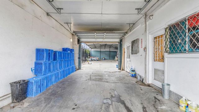 909 53rd Avenue, Oakland, CA 94601