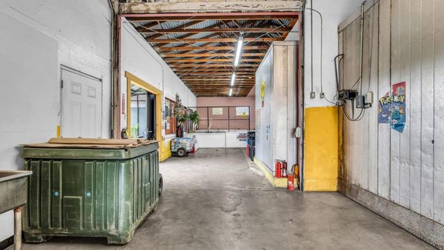 909 53rd Avenue, Oakland, CA 94601