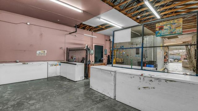 909 53rd Avenue, Oakland, CA 94601