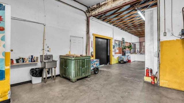 909 53rd Avenue, Oakland, CA 94601