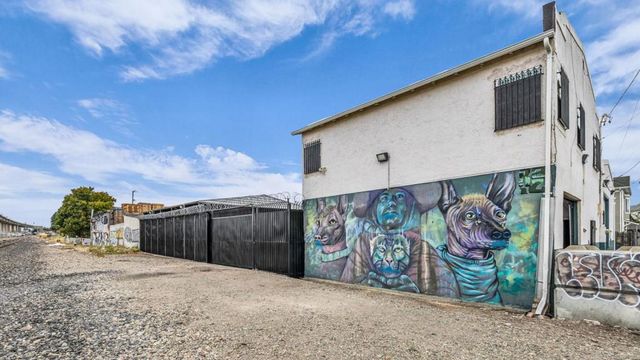 909 53rd Avenue, Oakland, CA 94601
