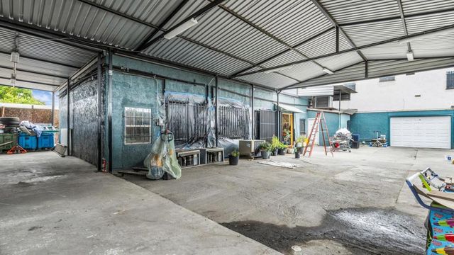 909 53rd Avenue, Oakland, CA 94601