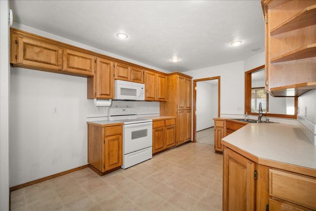 11126 Mayfair Rd, Spokane, WA 99218