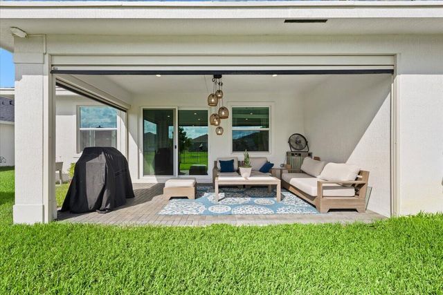 19064 CROFT MILL Crossing, Loxahatchee, FL 33470