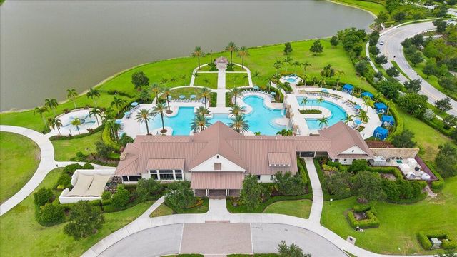 19064 CROFT MILL Crossing, Loxahatchee, FL 33470