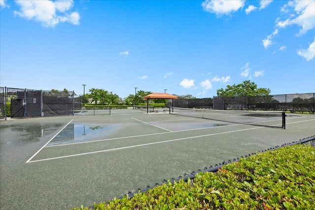 19064 CROFT MILL Crossing, Loxahatchee, FL 33470