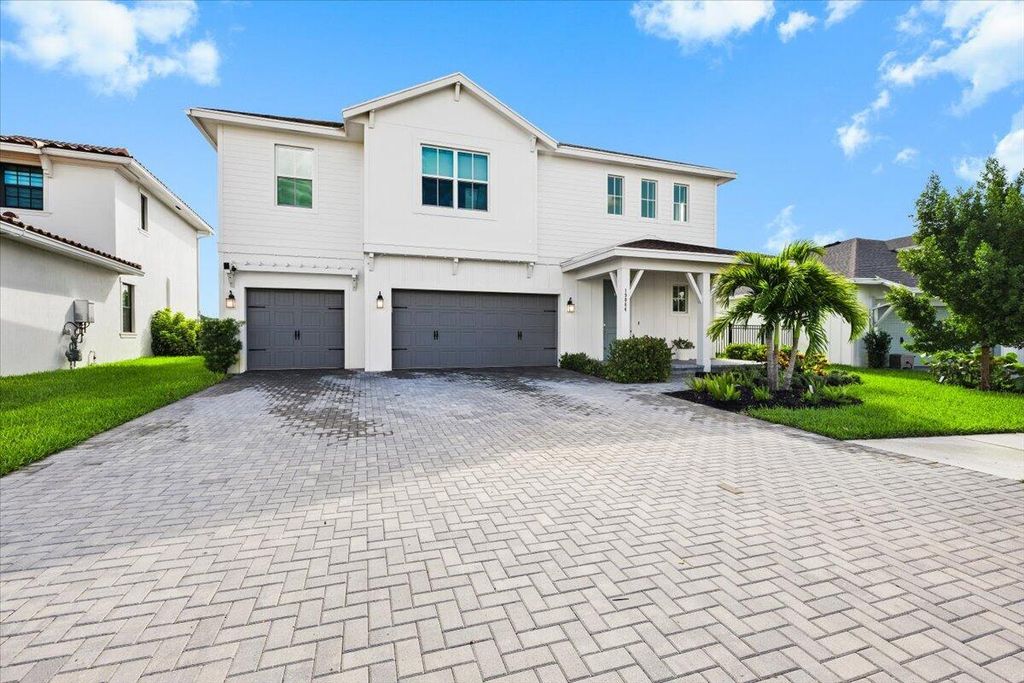 19064 CROFT MILL Crossing, Loxahatchee, FL 33470