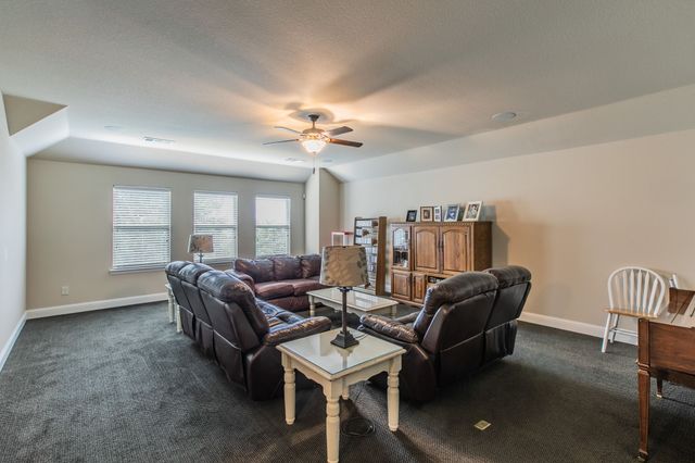 209 Wisteria Way, Red Oak, TX 75154