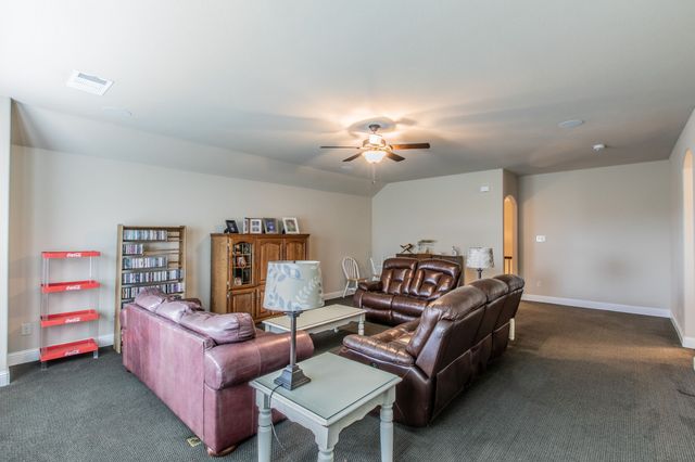 209 Wisteria Way, Red Oak, TX 75154