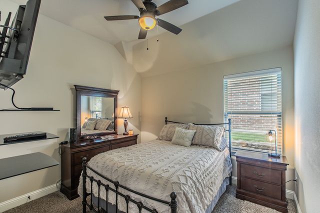 209 Wisteria Way, Red Oak, TX 75154