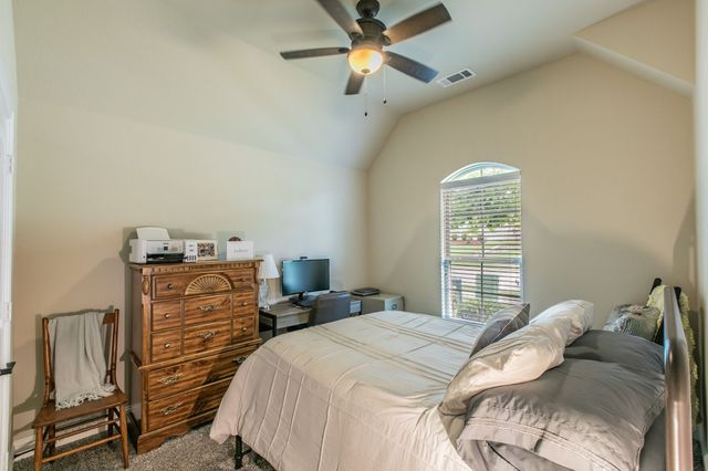 209 Wisteria Way, Red Oak, TX 75154