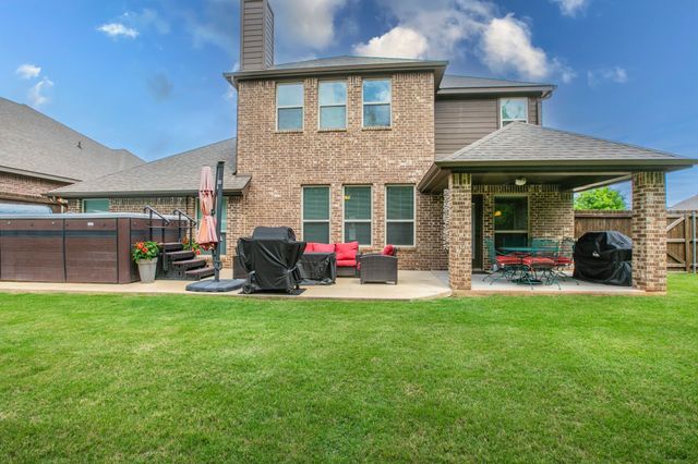 209 Wisteria Way, Red Oak, TX 75154