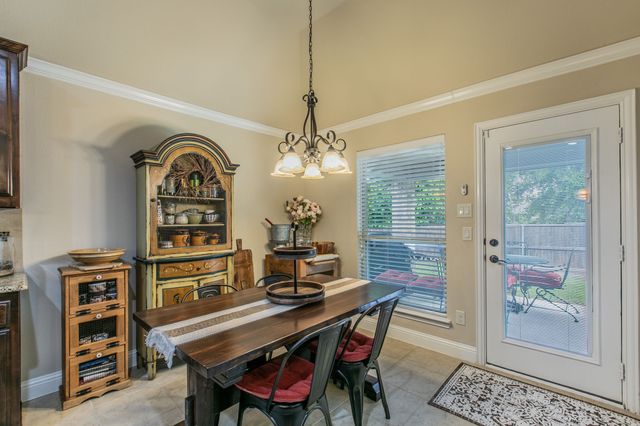 209 Wisteria Way, Red Oak, TX 75154