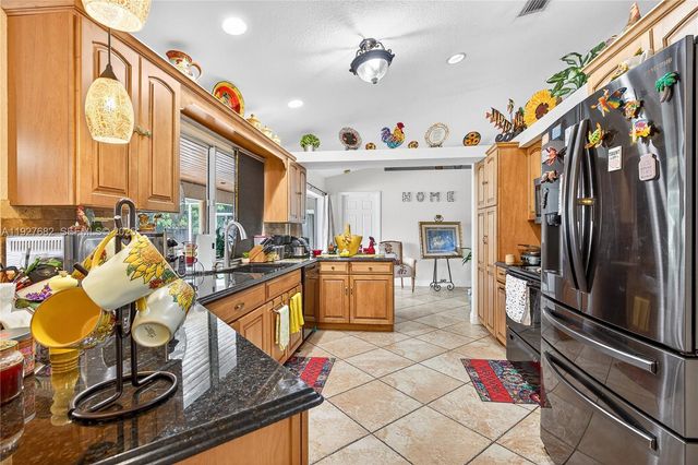 652 SW Prado Ave, Port St. Lucie, FL 34983