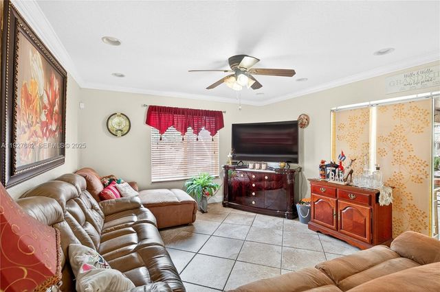 652 SW Prado Ave, Port St. Lucie, FL 34983