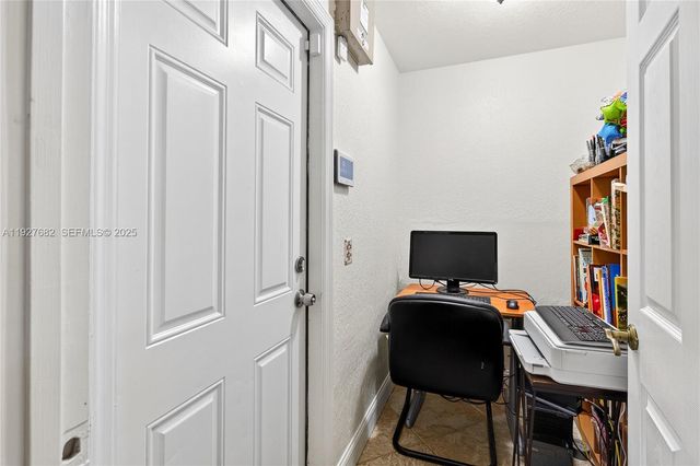 652 SW Prado Ave, Port St. Lucie, FL 34983